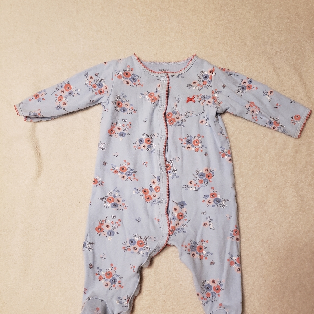 3/$20 Carter's 6M floral footie pajamas bundle - Picture 2 of 5